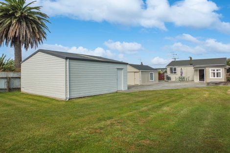 Photo of property in 21 Seabury Avenue, Foxton Beach, Foxton, 4815