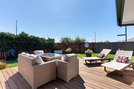 Photo of property in 19 Whincops Road, Halswell, Christchurch, 8025