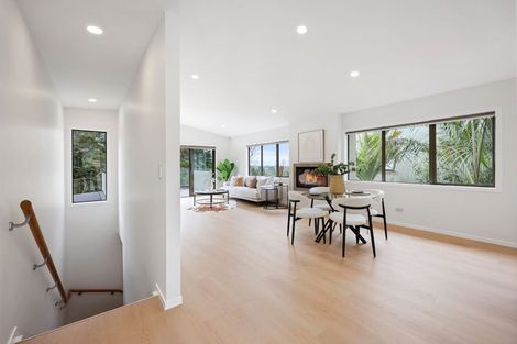 Photo of property in 40a Verran Road, Birkdale, Auckland, 0626