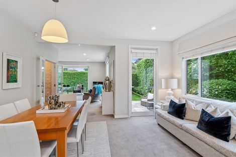 Photo of property in 2/24 Thornycroft Street, Fendalton, Christchurch, 8052