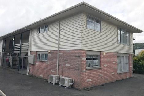 Photo of property in 4/15 Tama Street, Alicetown, Lower Hutt, 5010