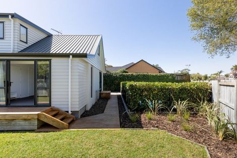 Photo of property in 27 Barbara Grove, Papamoa Beach, Papamoa, 3118