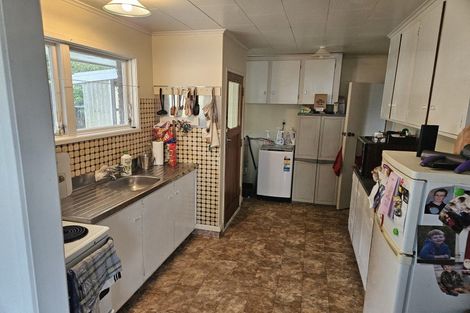 Photo of property in 27 Tawa Street, Hilltop, Taupo, 3330