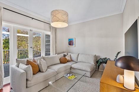 Photo of property in 113a Chaucer Road, Hospital Hill, Napier, 4110