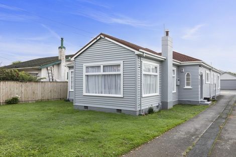 Photo of property in 23 Saint Ronans Avenue, Waterloo, Lower Hutt, 5011