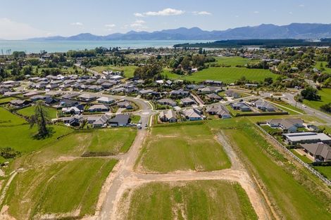 Photo of property in 1 Les Wakefield Road, Mapua, 7005