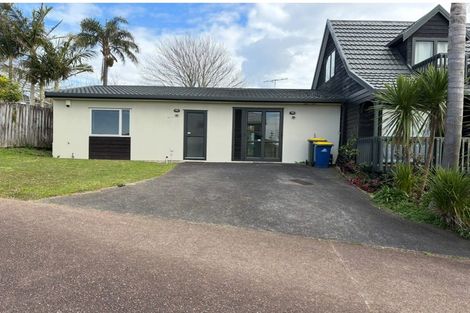 Photo of property in 34a Bronzewing Terrace, Unsworth Heights, Auckland, 0632