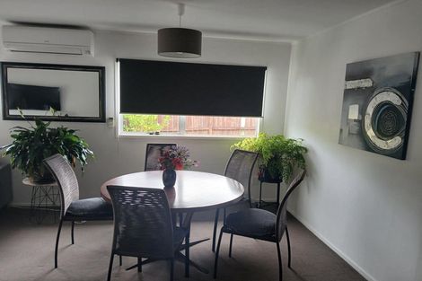 Photo of property in 3 Buisson Glade, West Harbour, Auckland, 0618