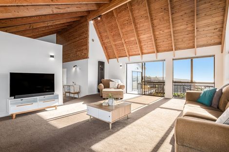 Photo of property in 22 Mercury Way, Whitby, Porirua, 5024