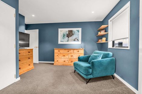 Photo of property in 33 Tara Crescent, Woodend, 7610