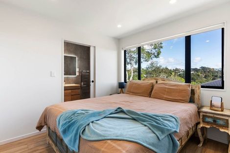 Photo of property in 40c Leo Street, Glen Eden, Auckland, 0602
