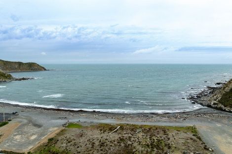 Photo of property in 6 Estuary Street, Makara Beach, Karori, 6972