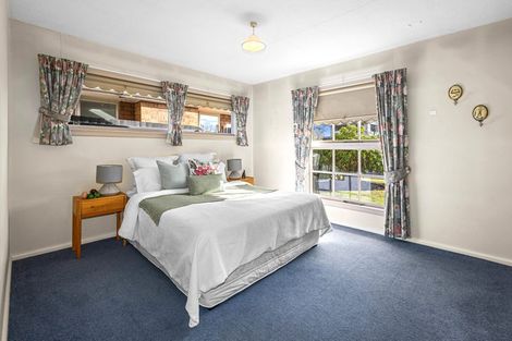 Photo of property in 7 Lombard Place, Avonhead, Christchurch, 8042