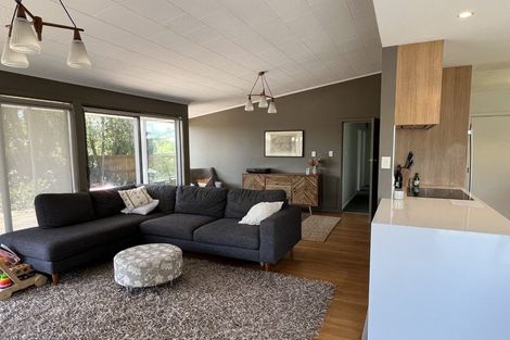 Photo of property in 15 Mirfield Place, Russley, Christchurch, 8042