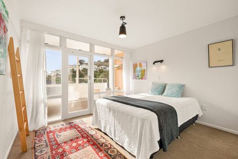 Photo of property in 11/4 Claremont Grove, Mount Victoria, Wellington, 6011