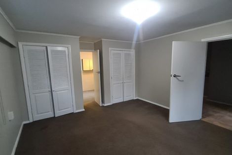 Photo of property in 18 Ranui Terrace, Tawa, Wellington, 5028