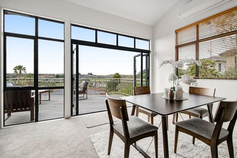 Photo of property in 15 Roseville Road, Gulf Harbour, Whangaparaoa, 0930