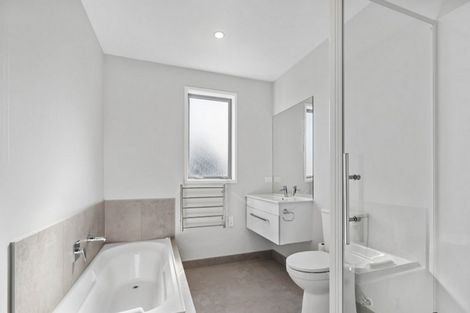 Photo of property in 20 Courage Road, Papakura, 2110