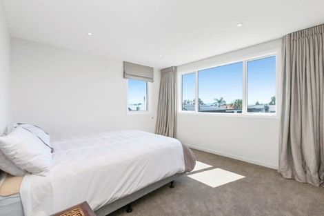 Photo of property in 1 Tuangi Way, Papamoa Beach, Papamoa, 3118