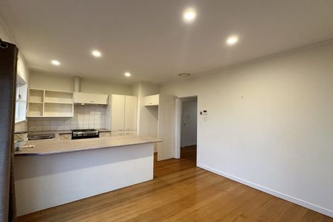 Photo of property in 17 Bleakhouse Road, Howick, Auckland, 2014