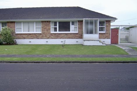 Photo of property in 2 Holden Place, Manukau, Auckland, 2025