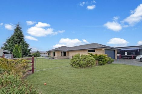 Photo of property in 14 Irishman Drive, Twizel, 7901