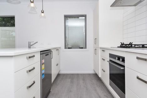 Photo of property in 4/56 Sandwich Road, Saint Andrews, Hamilton, 3200