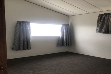 Photo of property in 2/12 Mcfaddens Road, St Albans, Christchurch, 8052