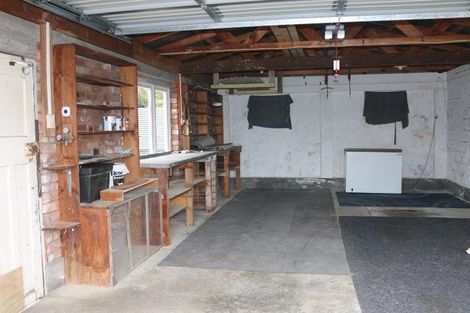 Photo of property in 126 Limbrick Street, Terrace End, Palmerston North, 4410