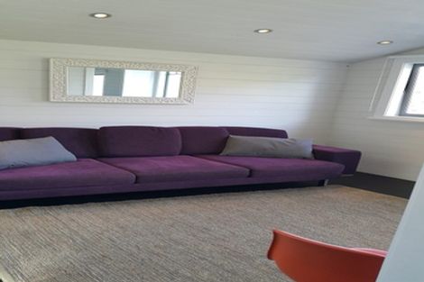 Photo of property in 20 Seabreeze Road, Narrow Neck, Auckland, 0624