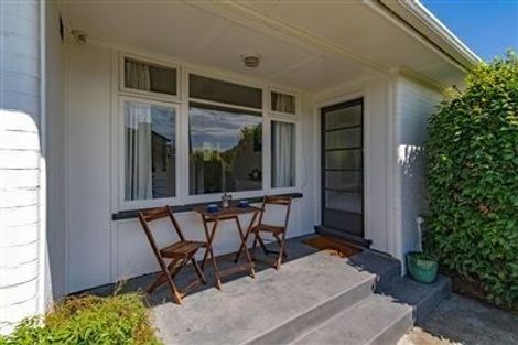 Photo of property in 16 Holly Road, St Albans, Christchurch, 8014