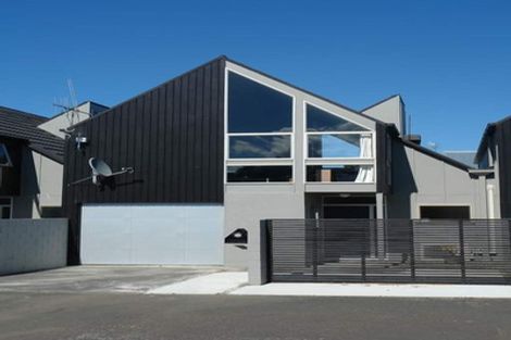 Photo of property in 4b Pirie Street, Palmerston North, 4410