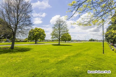 Photo of property in 37 The Track, Takanini, 2112