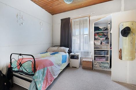 Photo of property in 4 Devon Street, Riversdale, 9776