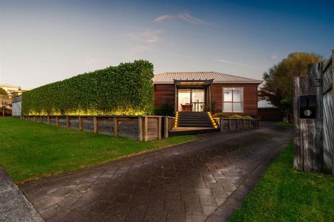 Photo of property in 13 Thelma Place, Lynmore, Rotorua, 3010