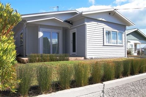 Photo of property in 64 Record Street, Fitzroy, New Plymouth, 4312