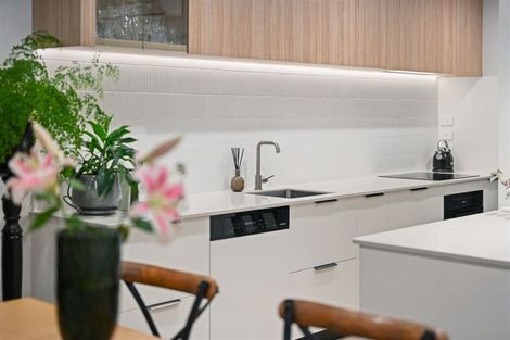 Photo of property in 2/23 Strowan Avenue, Fairfield, Hamilton, 3214