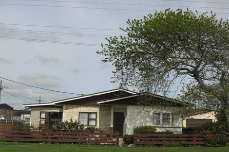 Photo of property in 5a High Street West, Waitara, 4320