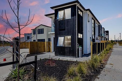 Photo of property in 72 Craigs Way, Hobsonville, Auckland, 0616