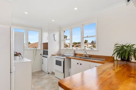 Photo of property in 27 Tyrone Street, Greerton, Tauranga, 3112