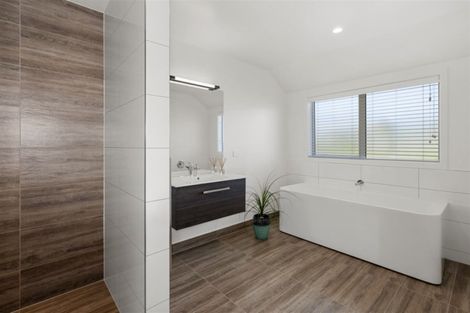 Photo of property in 46/500 Kinloch Road, Kinloch, Taupo, 3377