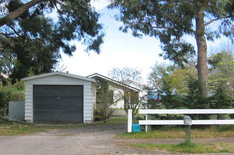 Photo of property in 24 Mahuta Road, Waitahanui, Taupo, 3378