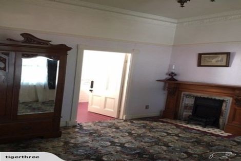 Photo of property in 1 Knighton Road, Hillcrest, Hamilton, 3216