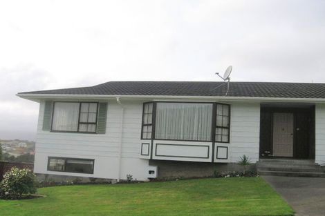 Photo of property in 11 Exploration Way, Whitby, Porirua, 5024