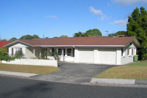 Photo of property in 44 Merriefield Avenue, Forrest Hill, Auckland, 0620