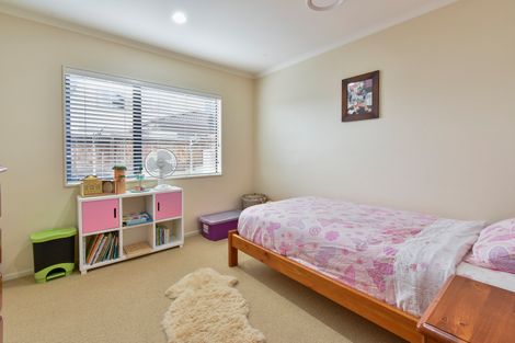 Photo of property in 19 Fergy Crescent, Wattle Downs, Auckland, 2103