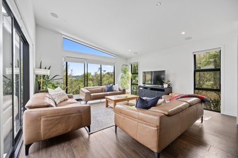 Photo of property in 2 Odlin Lane, Red Beach, 0932