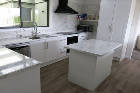 Photo of property in 16 Vidar Way, Coopers Beach, 0420