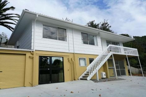 Photo of property in 1/54 Stapleford Crescent, Browns Bay, Auckland, 0630