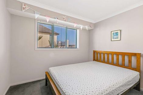 Photo of property in 238 Alec Craig Way, Gulf Harbour, Whangaparaoa, 0930